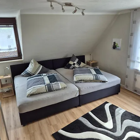 Appartement Zum Schlehenberg Volkesfeld