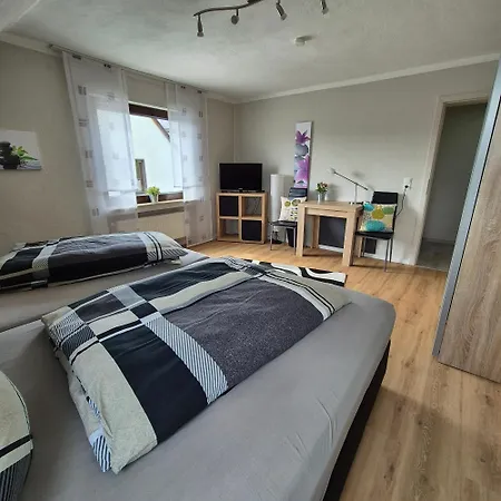 Zum Schlehenberg Appartement *