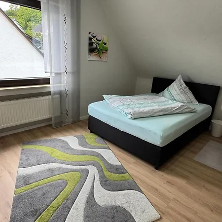 Zum Schlehenberg Appartement Volkesfeld